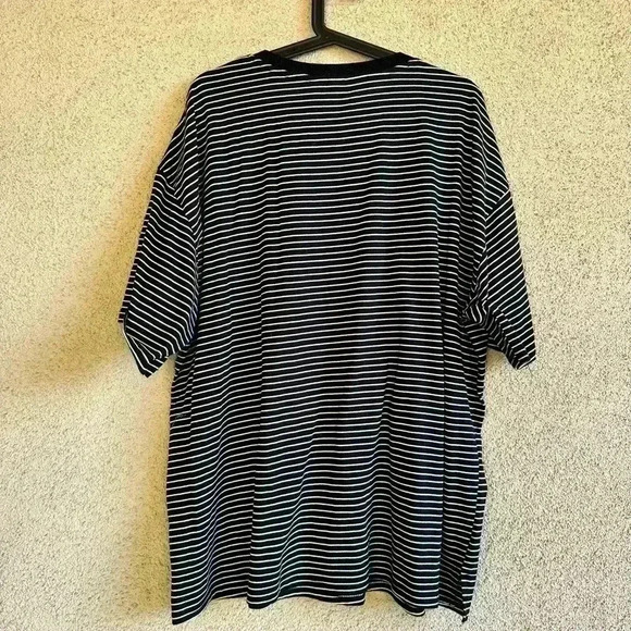 Men T-shirt oversized - Picture 2 of 4